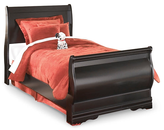 Huey Vineyard Full Sleigh Bed with Mirrored Dresser (8027048673597)