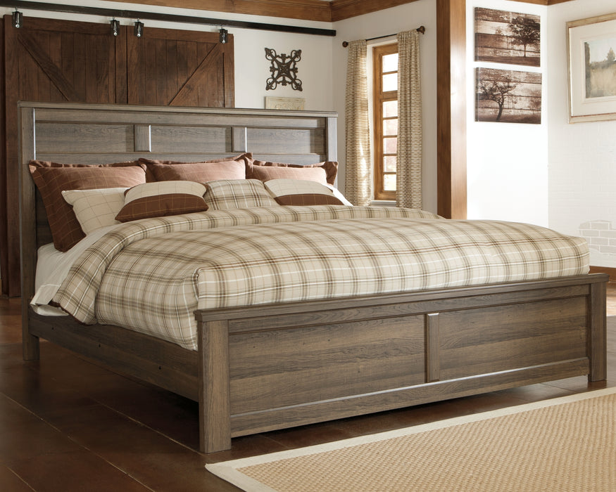 Juararo King Panel Bed with Mirrored Dresser (8027008074045)
