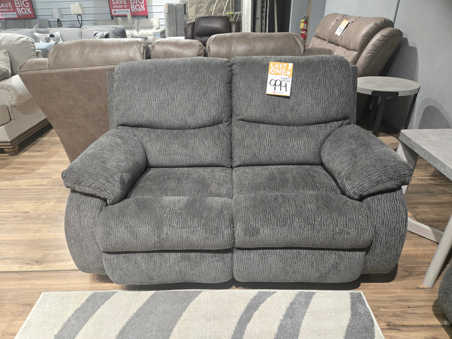 Scranto Reclining Loveseat
