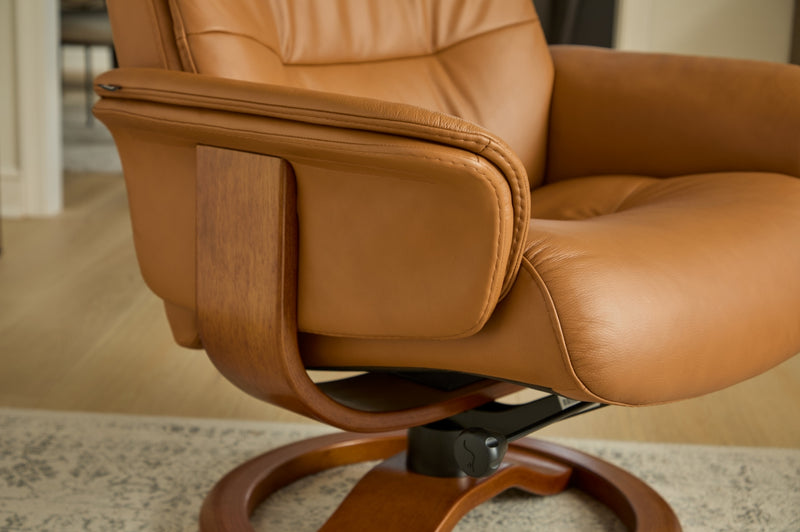 Fjords Anne -  Chair & Ottoman