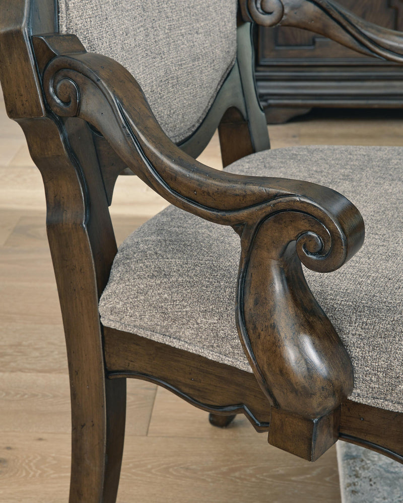 Maylee Dining UPH Arm Chair (2/CN)