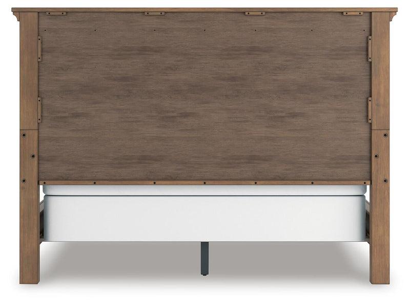 Vandenmore California King Panel Bed with Mirrored Dresser