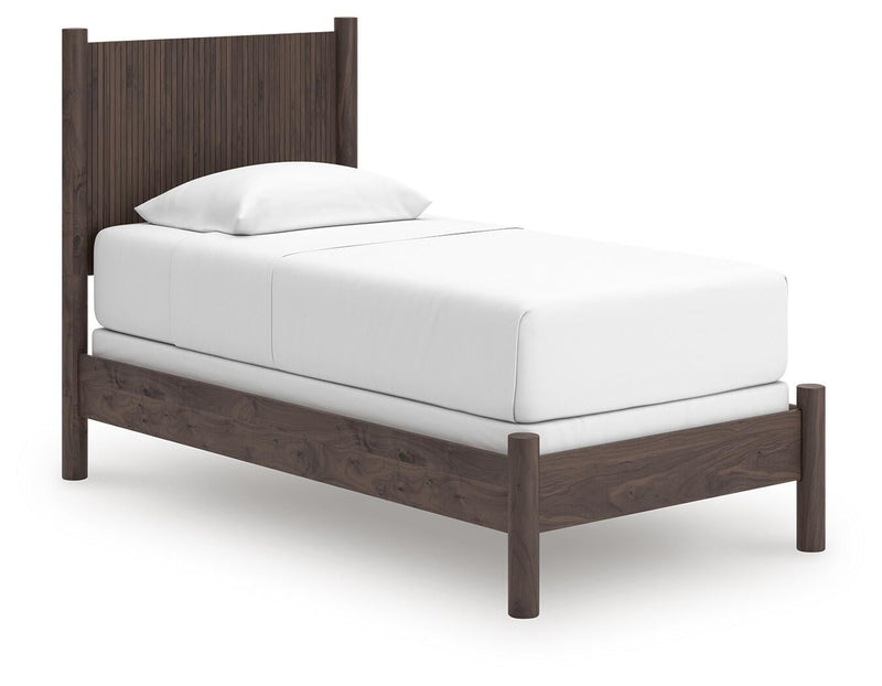 Pamytta Twin Panel Bed, Dresser, Mirror and Nightstand