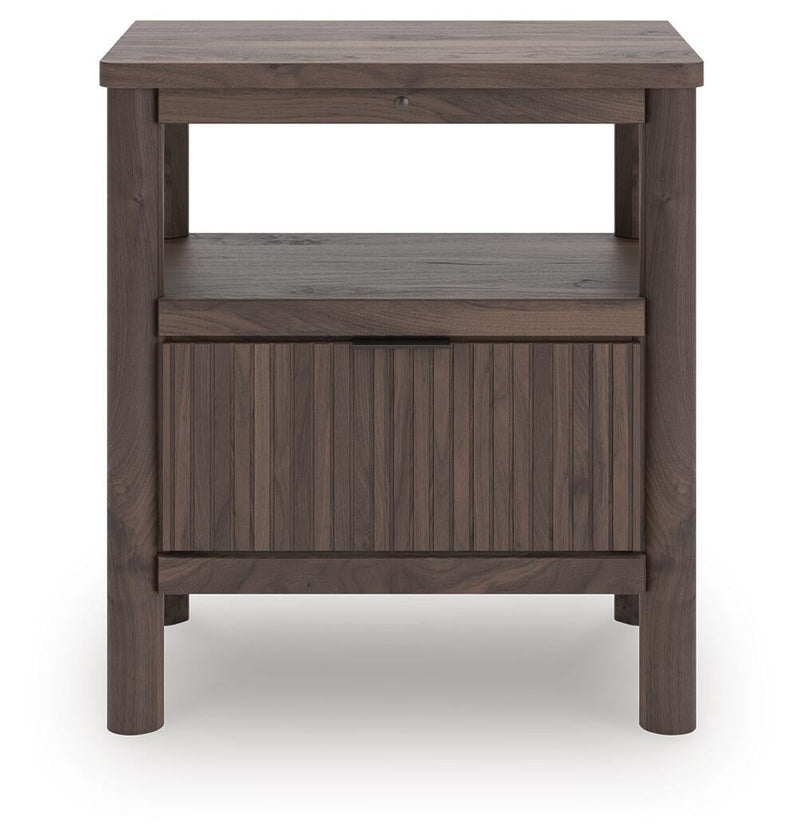 Pamytta Twin Panel Bed, Dresser, Mirror and Nightstand