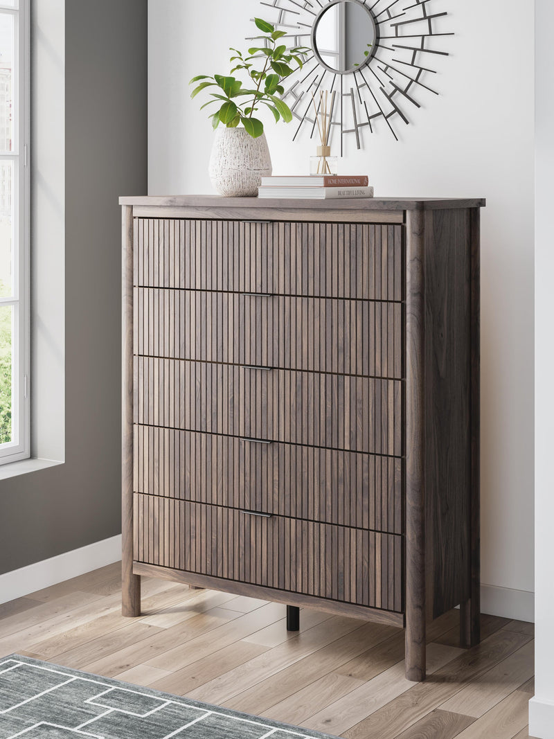 Cadmori Queen Panel Bed, Dresser, Mirror, Chest and Nightstand