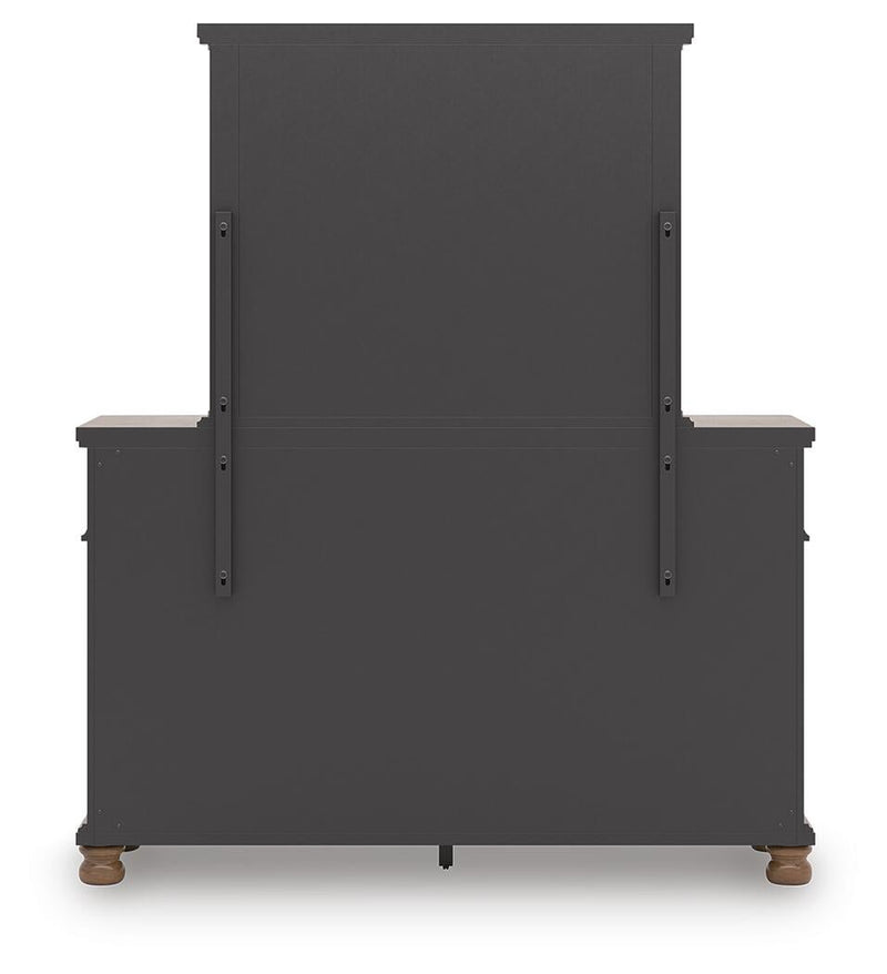 Chadworth King Poster Bed with Mirrored Dresser
