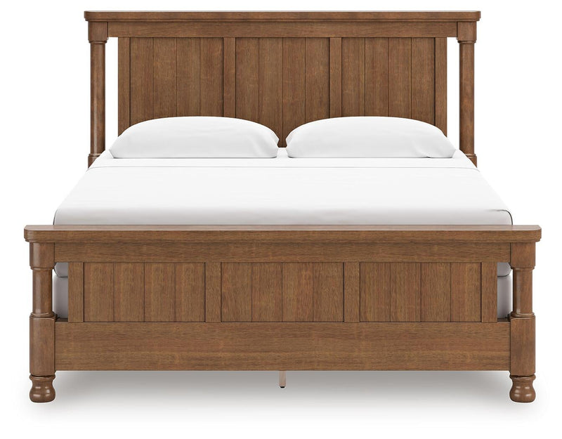 Chadworth King Poster Bed with Mirrored Dresser