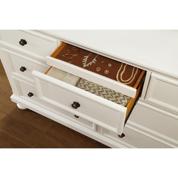 Laurelin 7-Drawer Dresser