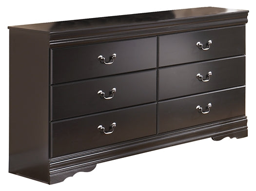 Huey Vineyard Six Drawer Dresser (8027029111101)