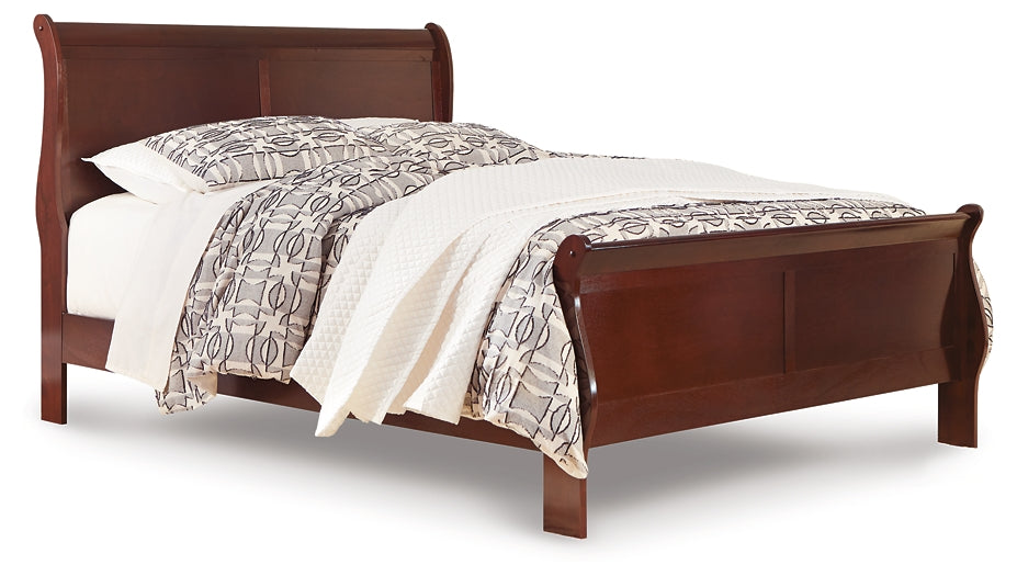 Alisdair California King Sleigh Bed with Mirrored Dresser, Chest and 2 Nightstands (8027105591613)